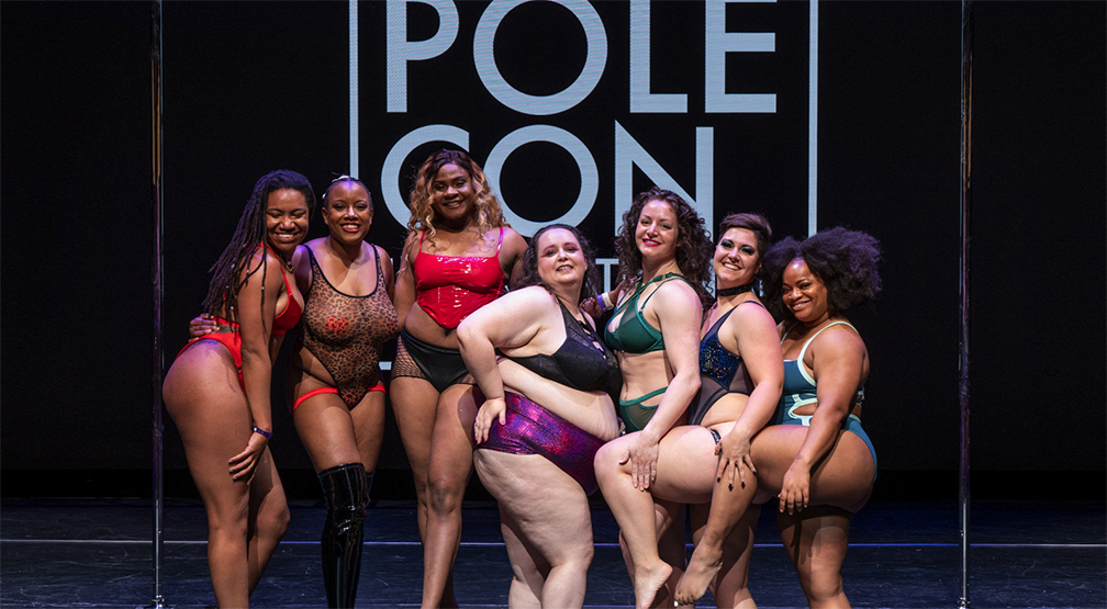 Group photo Freestyle Showcase PoleCon 2024