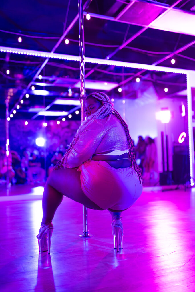 Melons performs on the pole